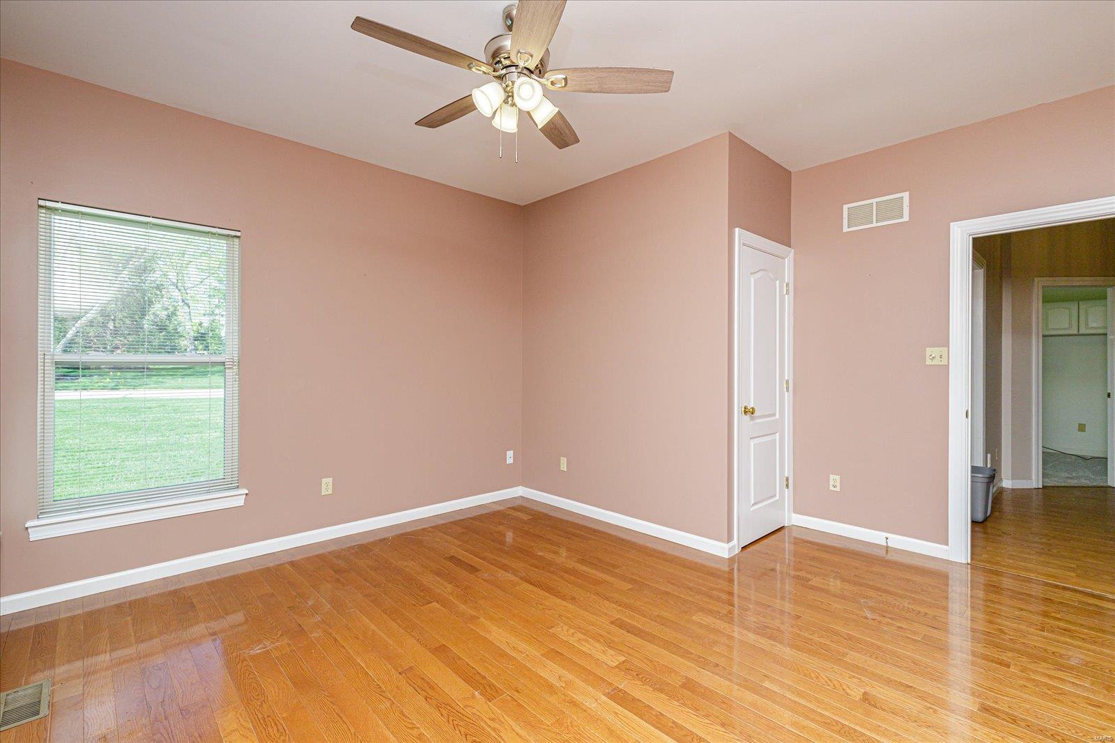 265 Ashdown Forest, Unit 14 Weldon Spring, MO 63304 - Photo 41 of 69 Gallery Image 41