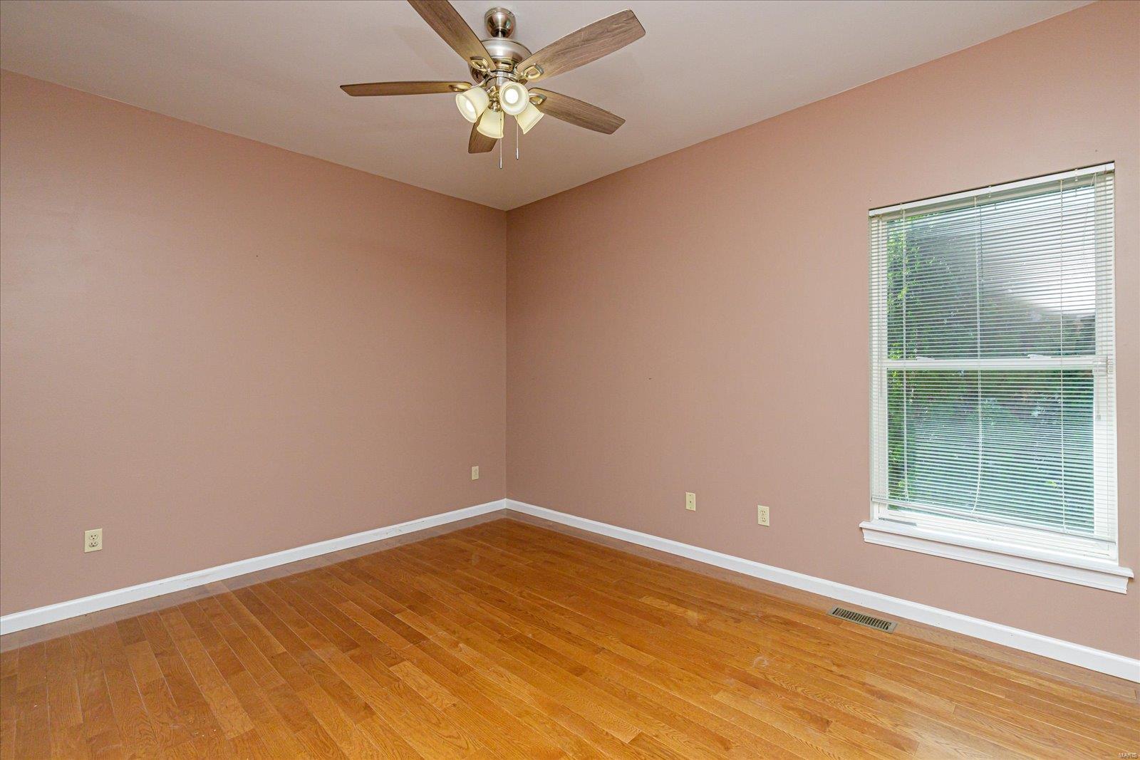 265 Ashdown Forest, Unit 14 Weldon Spring, MO 63304 - Photo 42 of 69 Gallery Image 42