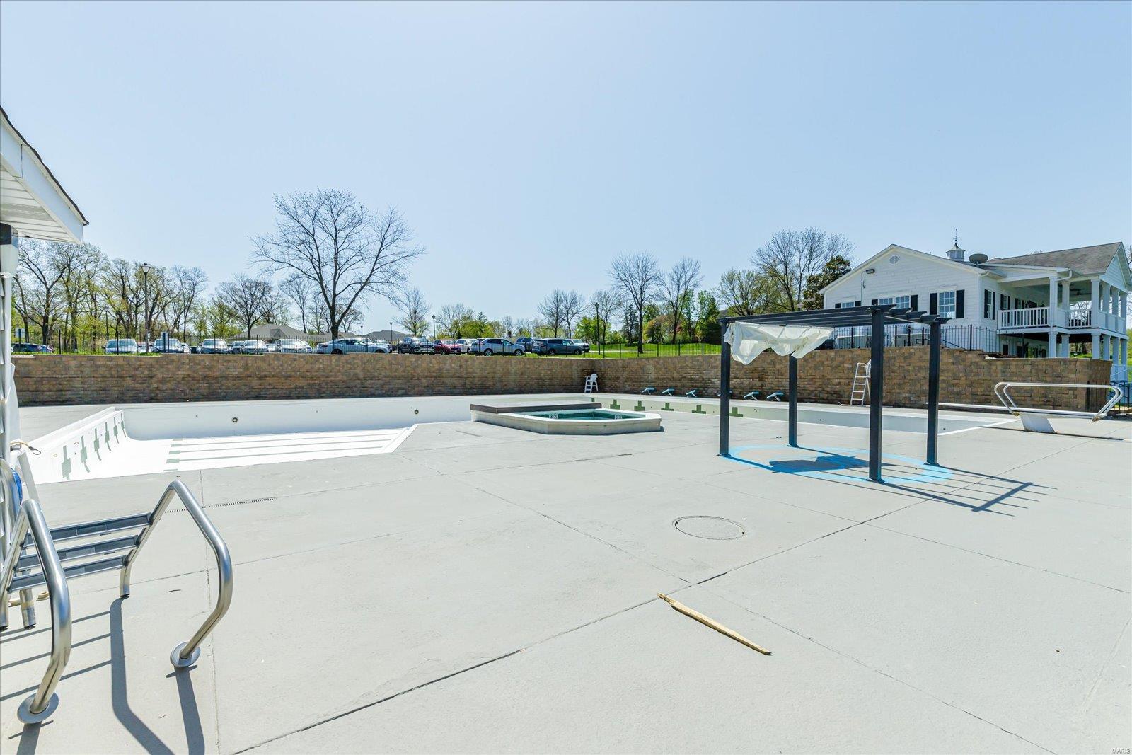 265 Ashdown Forest, Unit 14 Weldon Spring, MO 63304 - Photo 59 of 69 Gallery Image 59