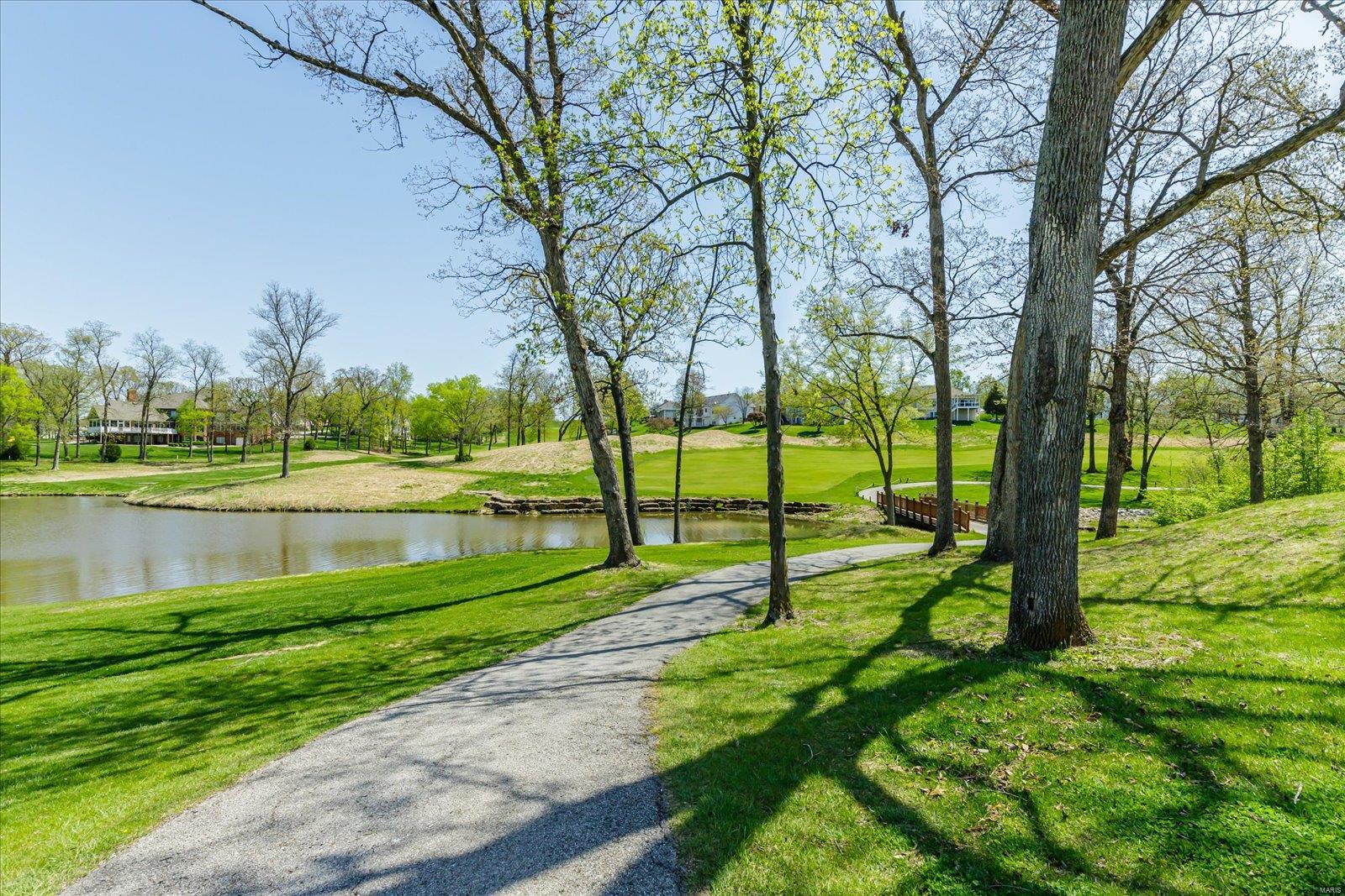 265 Ashdown Forest, Unit 14 Weldon Spring, MO 63304 - Photo 63 of 69 Gallery Image 63
