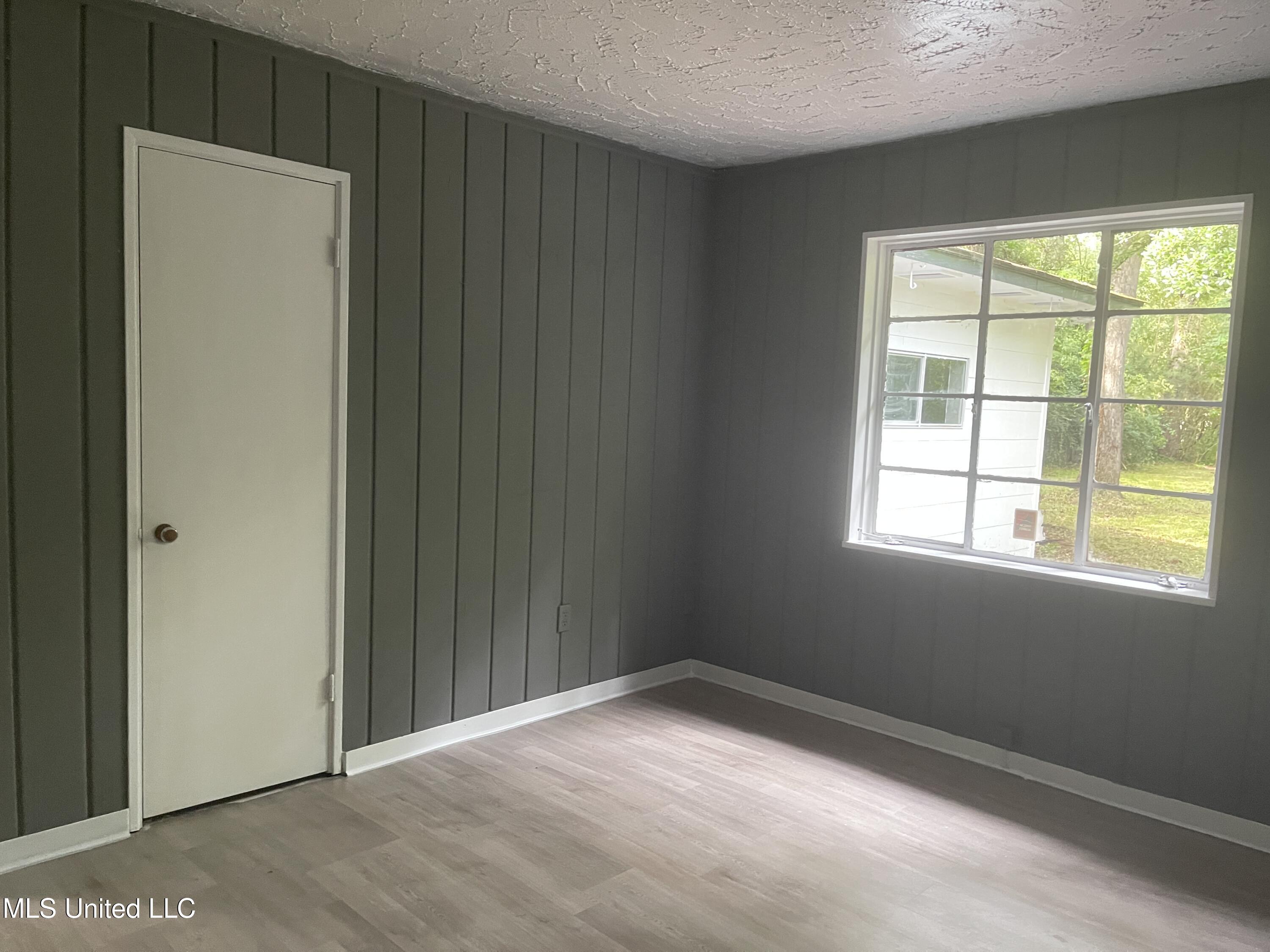 2938 Oak Forest Drive Jackson, MS 39212 - Photo 12 of 25 IMG_6395