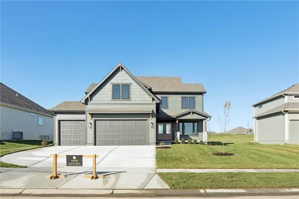 $619,950 | 1916 Longview Drive, Liberty, MO 64068