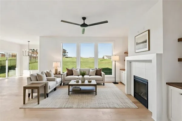 $619,950 | 1916 Longview Drive, Liberty, MO 64068