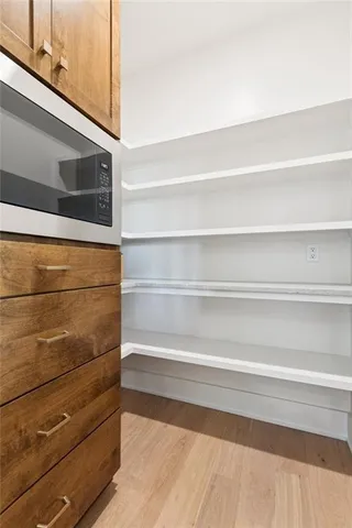 $650,000 | 1916 Longview Drive, Liberty, MO 64068