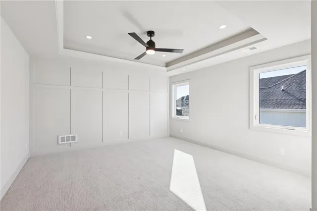 $650,000 | 1916 Longview Drive, Liberty, MO 64068