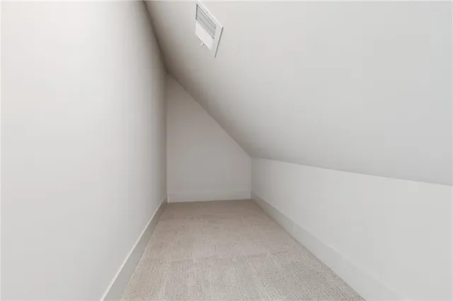 $650,000 | 1916 Longview Drive, Liberty, MO 64068