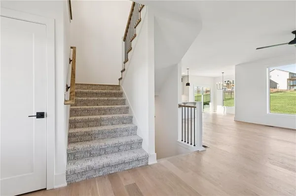 $619,950 | 1916 Longview Drive, Liberty, MO 64068