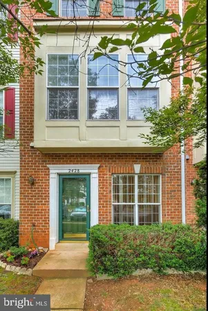 $550,000 | 2428 Corn Crib Court, Herndon, VA 20171
