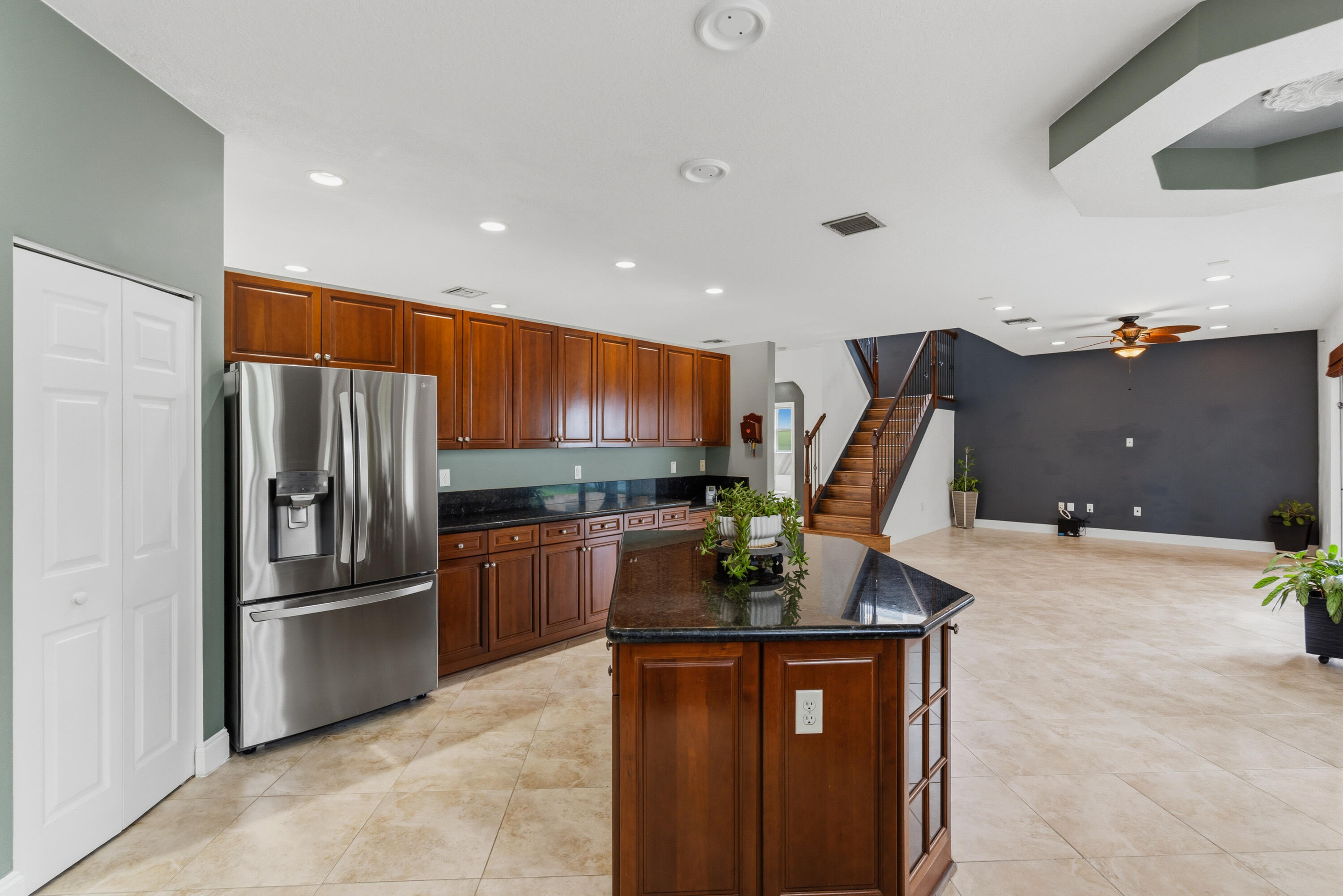 15744 Southwest 53rd Court Miramar, FL 33027 - Photo 4 of 56 DSC01553