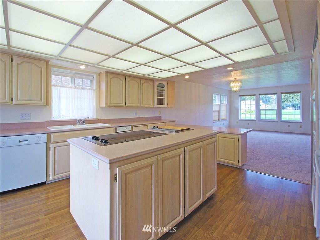 761 Medsker Road Sequim, WA 98382 - Photo 5 of 24 Gallery Image 5