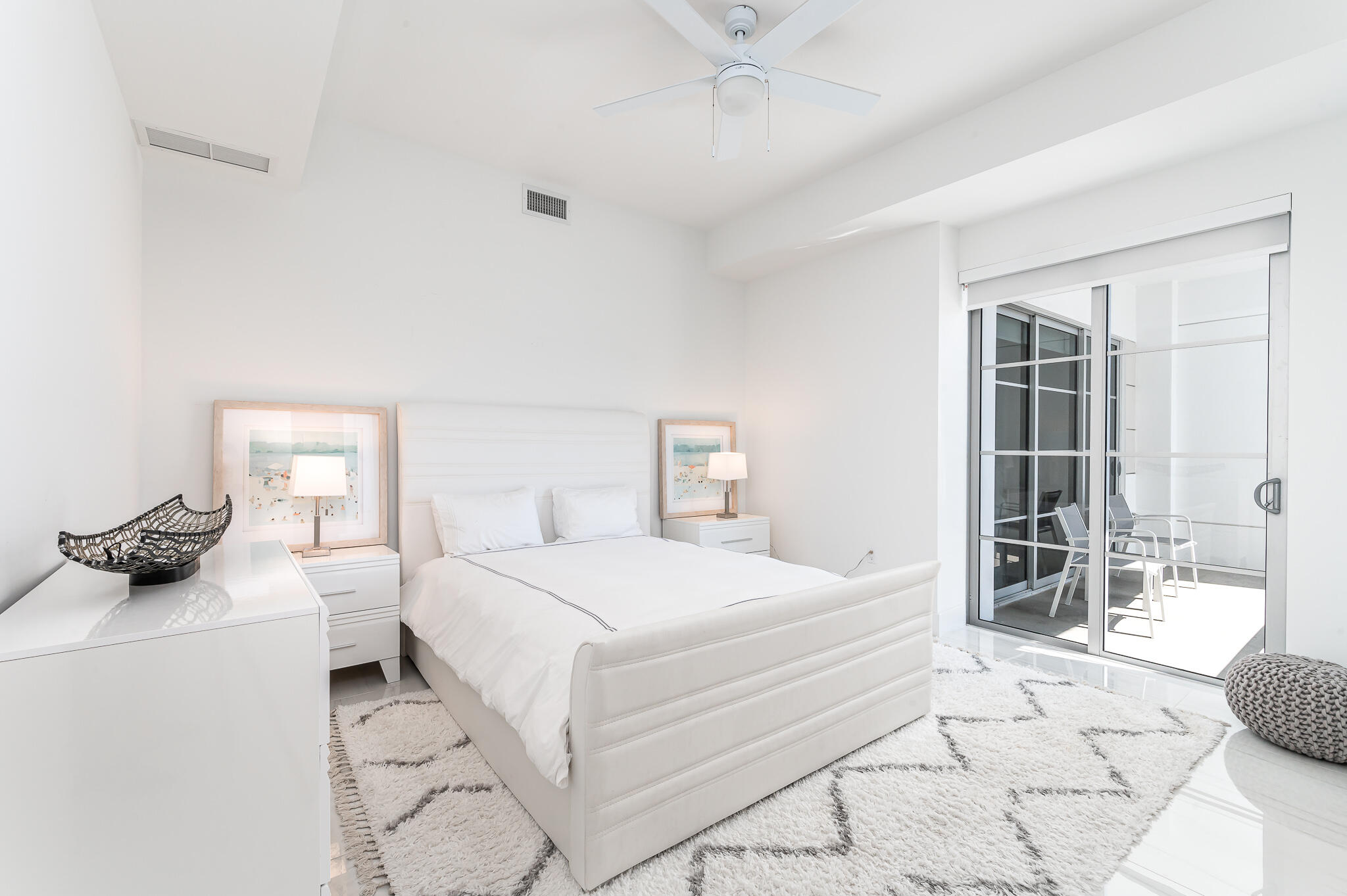 155 East Boca Raton Road, Unit 614 Boca Raton, FL 33432 - Photo 23 of 55 a bedroom with a bed and a window