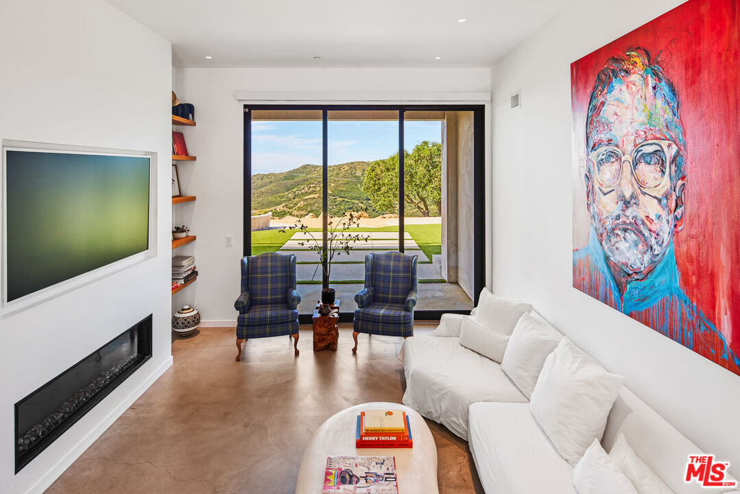 2543 South Foose Road Malibu, CA 90265 - Photo 11 of 31
