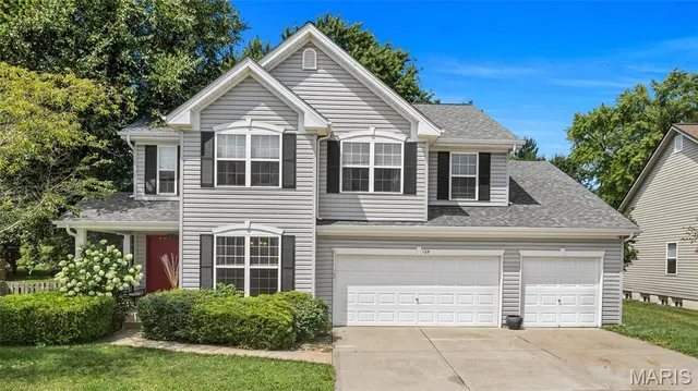 $469,000 | 125 Pine Needle Drive, Wentzville, MO 63385