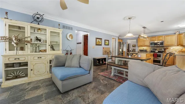 $469,000 | 125 Pine Needle Drive, Wentzville, MO 63385