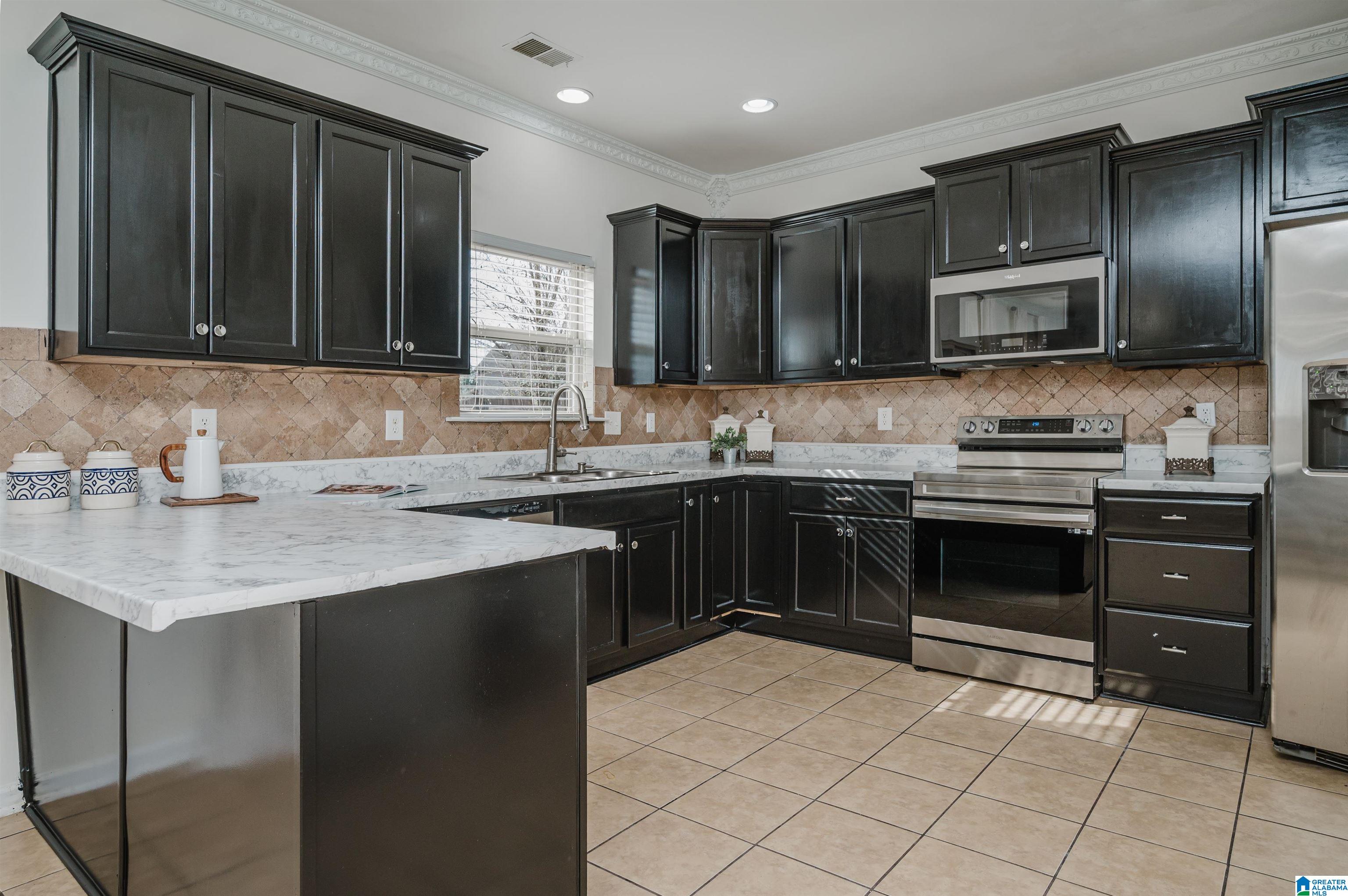 22841 Sanders Way McCalla, AL 35111 - Photo 4 of 55