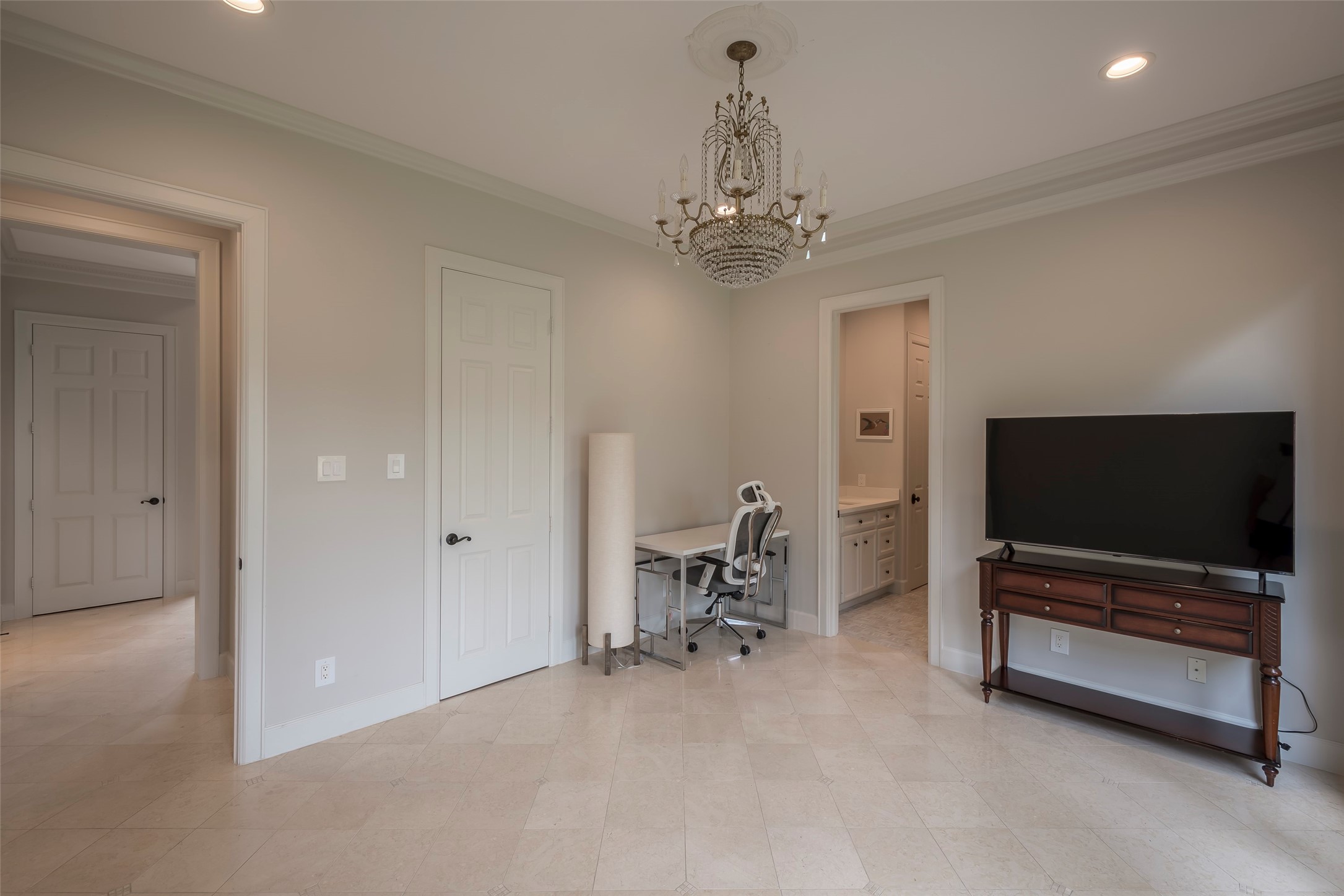 6334 Mystic Bridge Drive Houston, TX 77021 - Photo 8 of 47