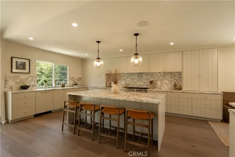 $2,315,000 | 13943 Margate Street, Sherman Oaks, CA 91401