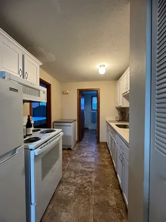 $1,250 | 297 Ashland Avenue, Unit 19, Southbridge, MA 01550