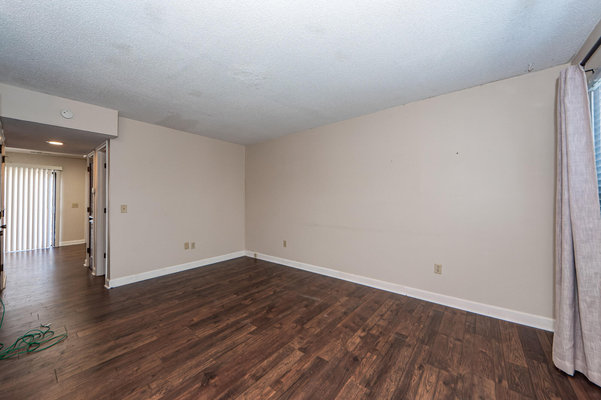 1411 Brockman Circle Charleston, SC 29412 - Photo 3 of 28 03