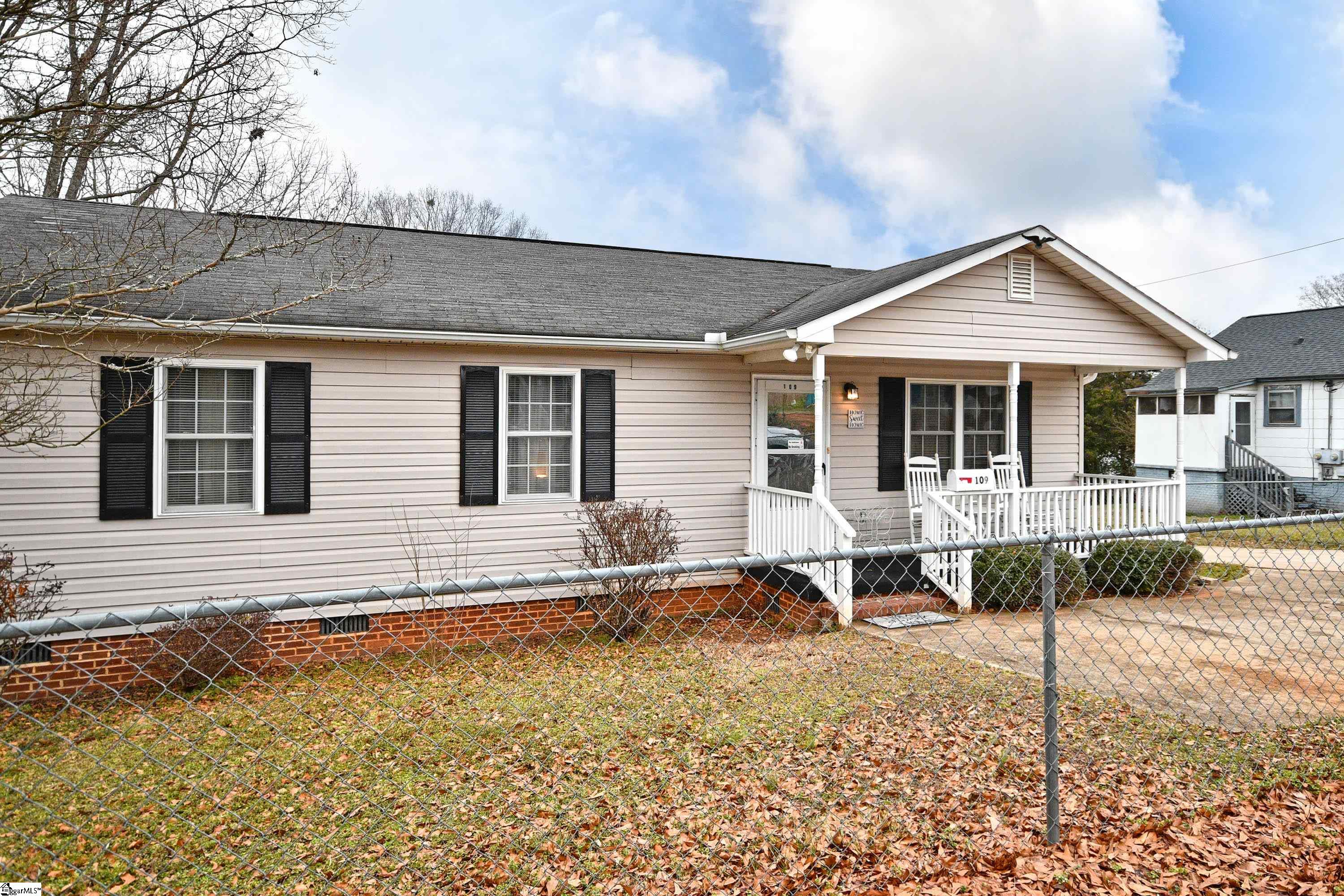 109 Bailey Street Anderson, SC 29621 - Photo 1 of 18 Gallery Image 1