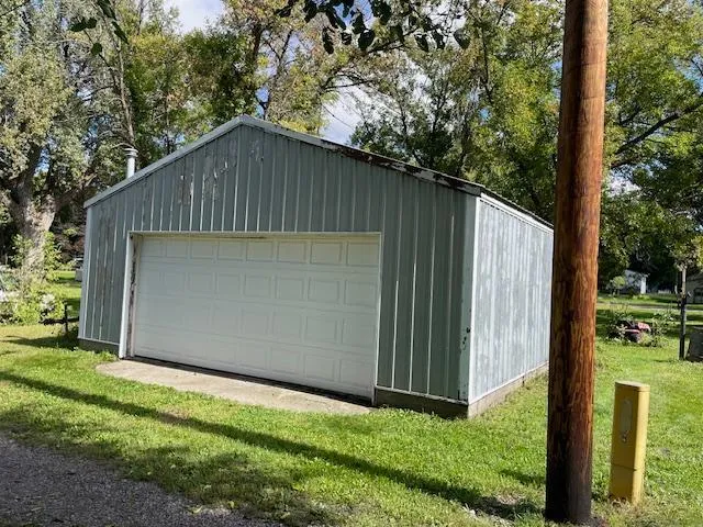 $180,000 | 76 4th Avenue, Wood Lake, MN 56297