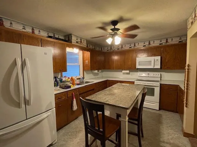 $180,000 | 76 4th Avenue, Wood Lake, MN 56297