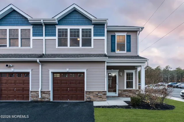 $465,000 | 52 Rockingham Way, Unit 1, Manchester Township, NJ 08759