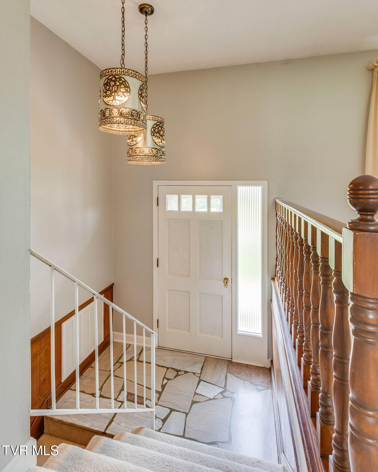 708 Hill Road Kingsport, TN 37664 - Photo 6 of 44 006