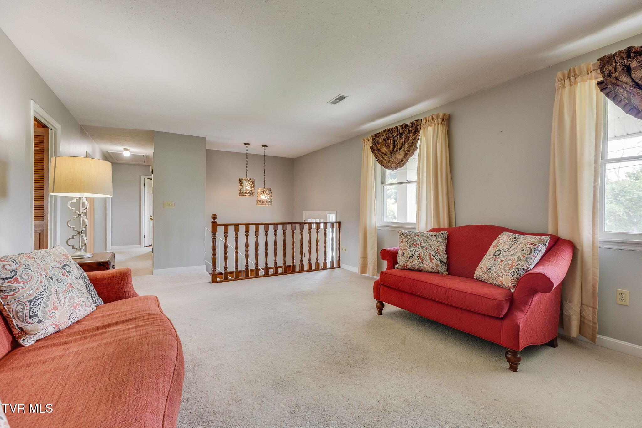 708 Hill Road Kingsport, TN 37664 - Photo 8 of 44 008