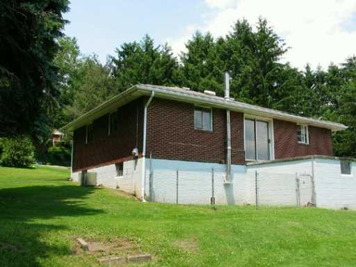 2092 Spooky Hollow Road Lower Burrell, PA 15068 - Photo 2 of 7 Other.