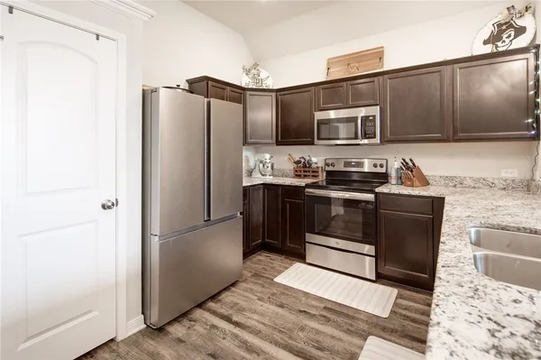 $275,000 | 2120 Markley Drive, Bryan, TX 77807