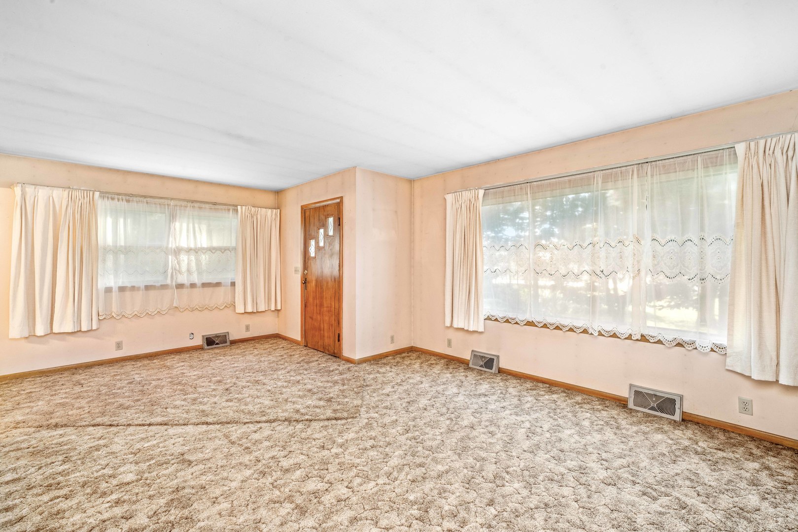 6N731 County Line Road Maple Park, IL 60151 - Photo 11 of 17 a view of an empty room with a window