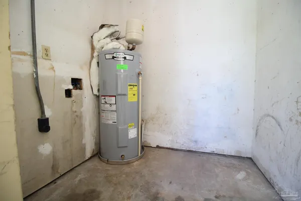 $1,075 | 10151 Guidy Lane, Unit A1, Pensacola, FL 32514