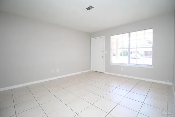 $1,075 | 10151 Guidy Lane, Unit A1, Pensacola, FL 32514