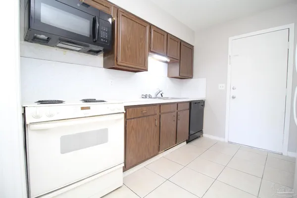 $1,075 | 10151 Guidy Lane, Unit A1, Pensacola, FL 32514