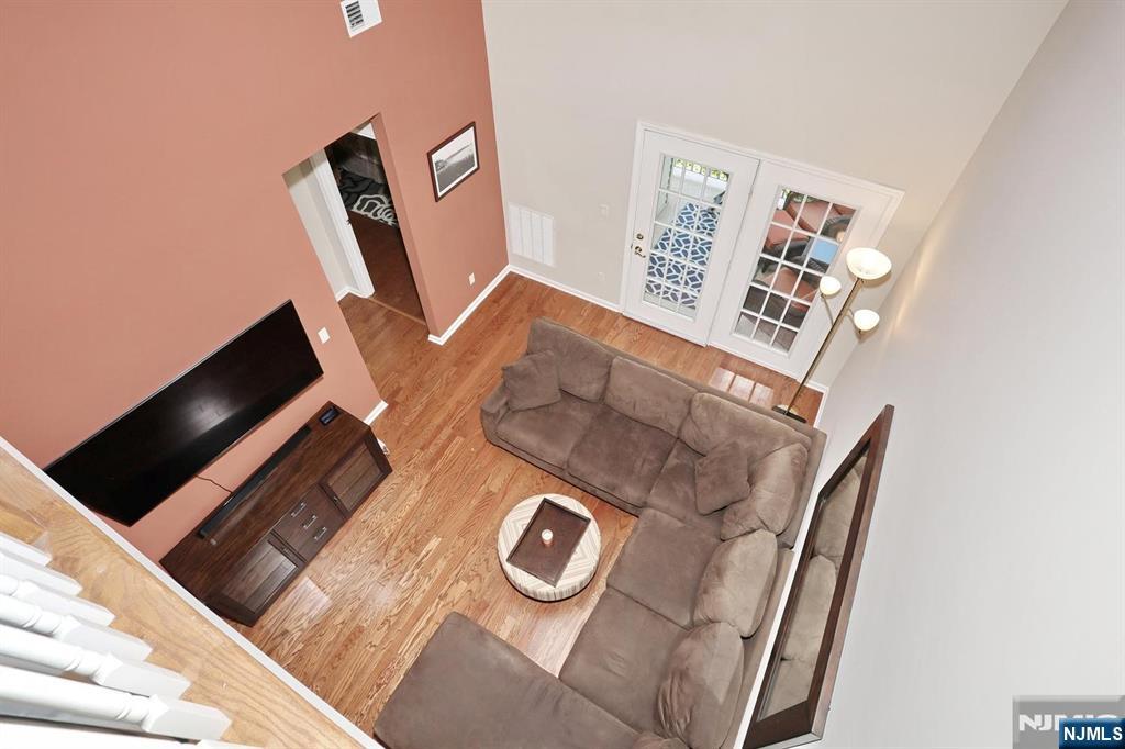 175 Rochelle Avenue, Unit 321 Rochelle Park, NJ 07662 - Photo 15 of 50