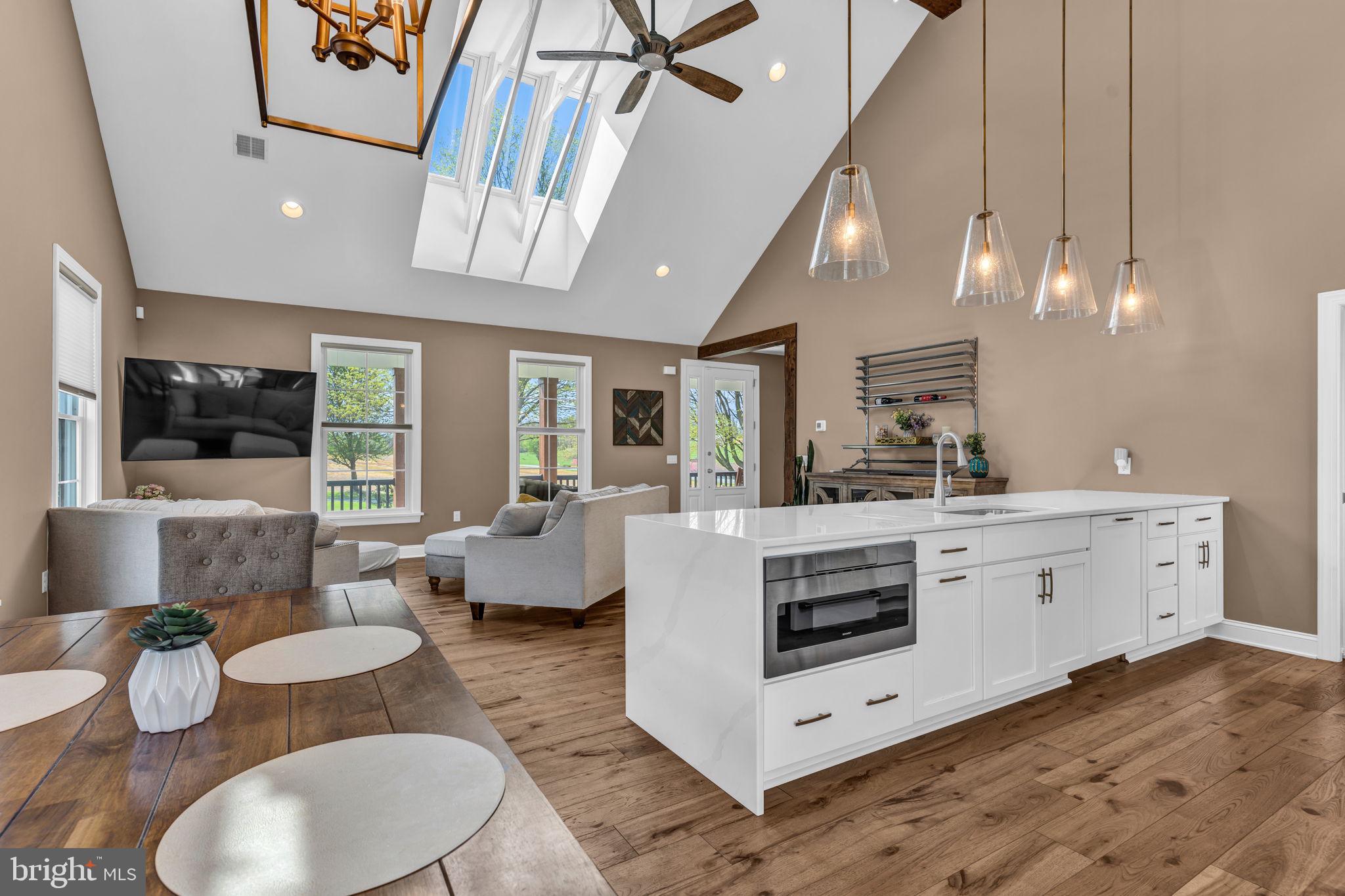 191 Highlander Way Boiling Springs, PA 17007 - Photo 12 of 40 Gallery Image 12