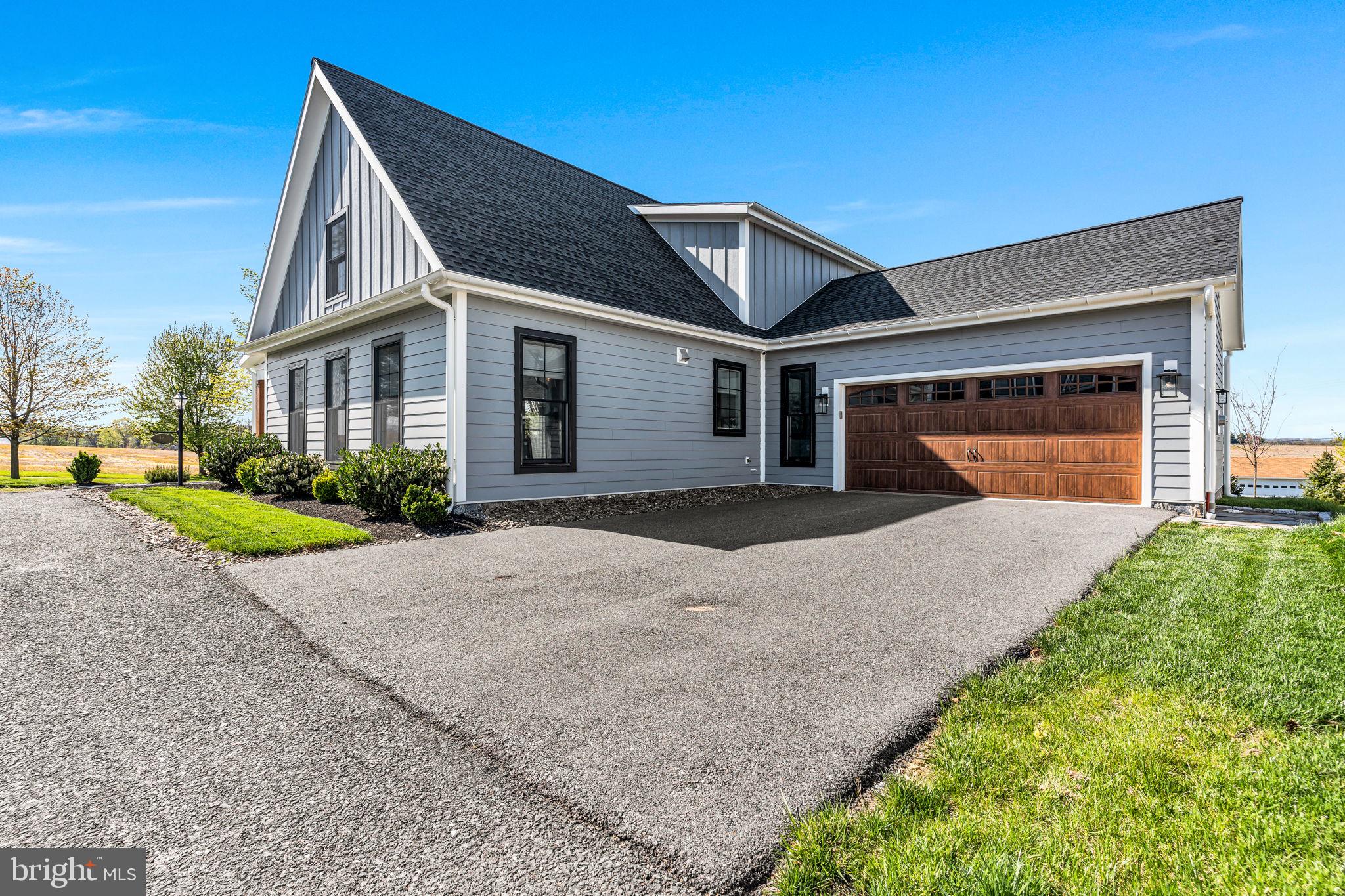 191 Highlander Way Boiling Springs, PA 17007 - Photo 34 of 40 Gallery Image 34