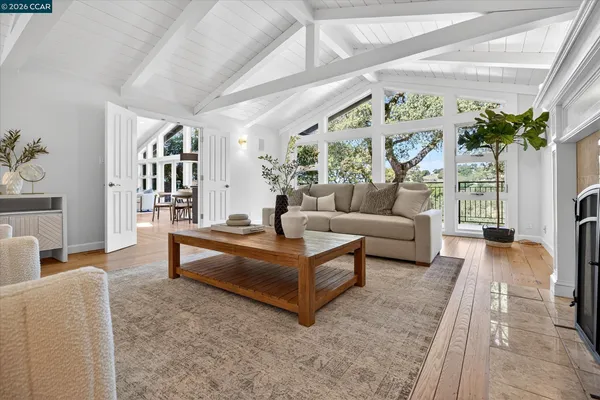 $3,150,000 | 36 Oak Drive, Orinda, CA 94563