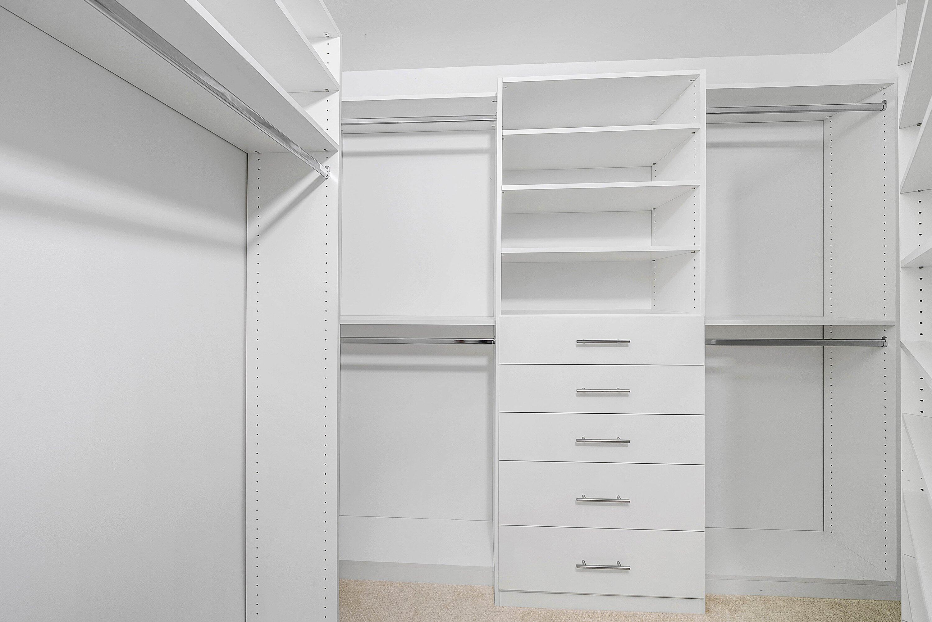 5174 Windsor Parke Drive Boca Raton, FL 33496 - Photo 25 of 55 a view of walk in closet