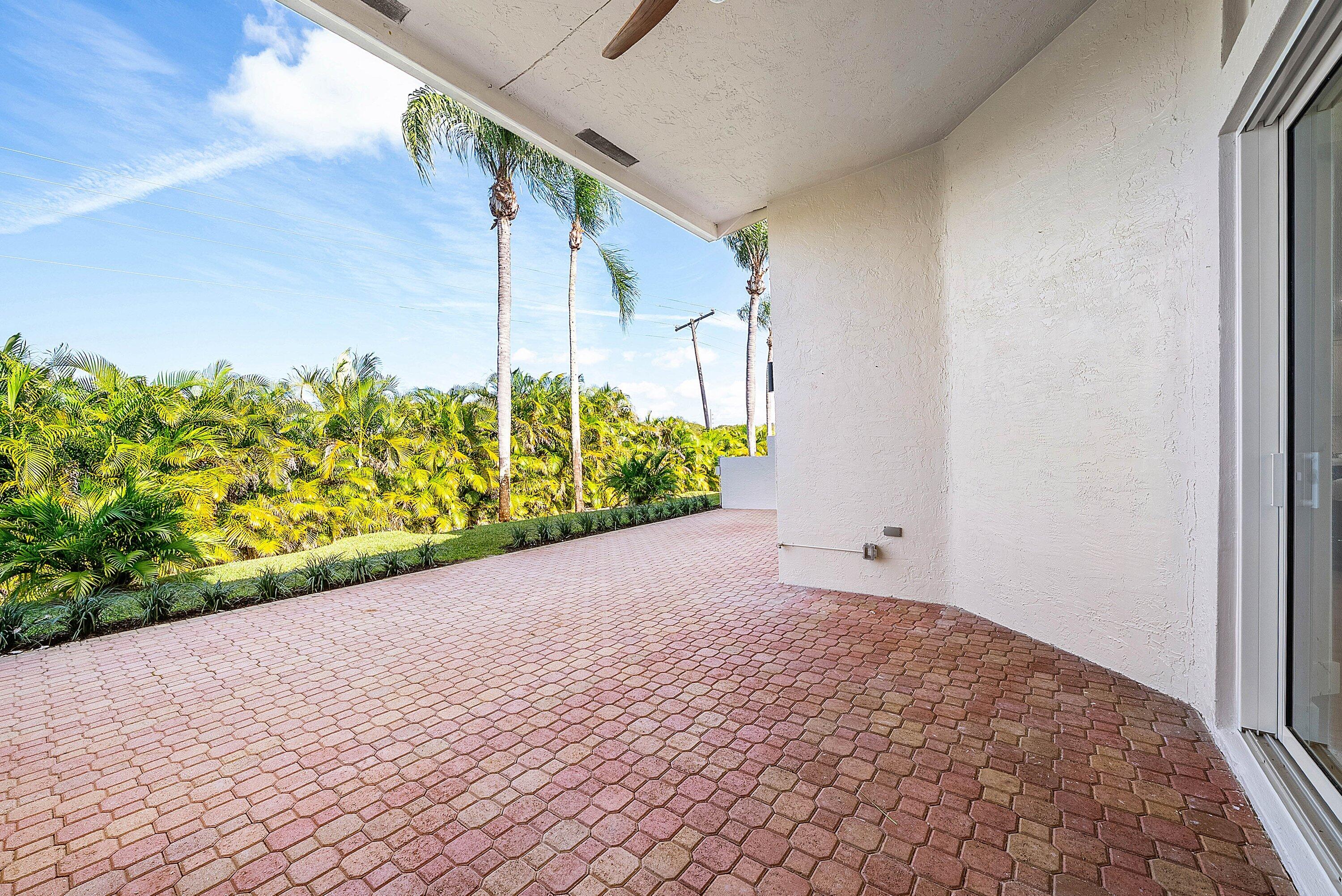 5174 Windsor Parke Drive Boca Raton, FL 33496 - Photo 30 of 55 a view of a pathway