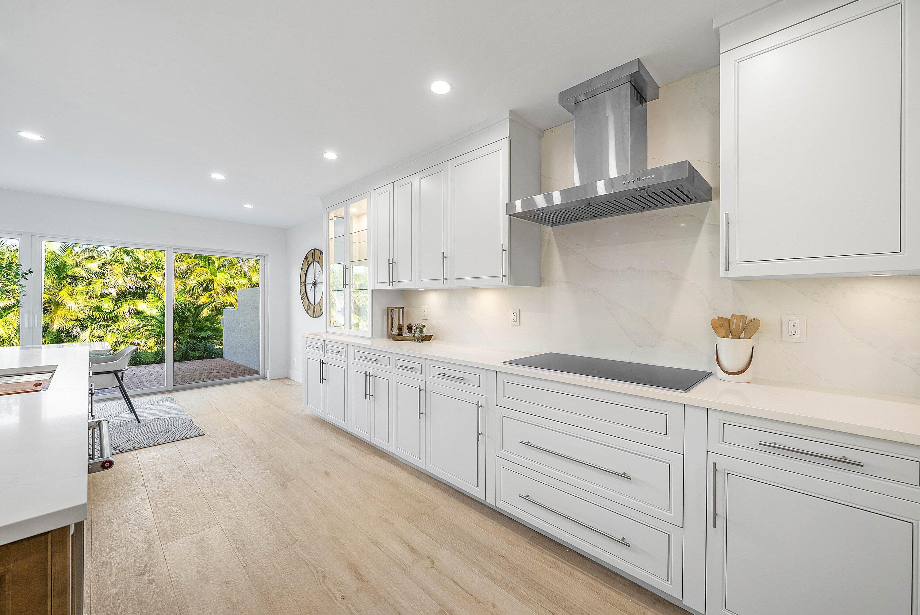 5174 Windsor Parke Drive Boca Raton, FL 33496 - Photo 6 of 55 Kitchen