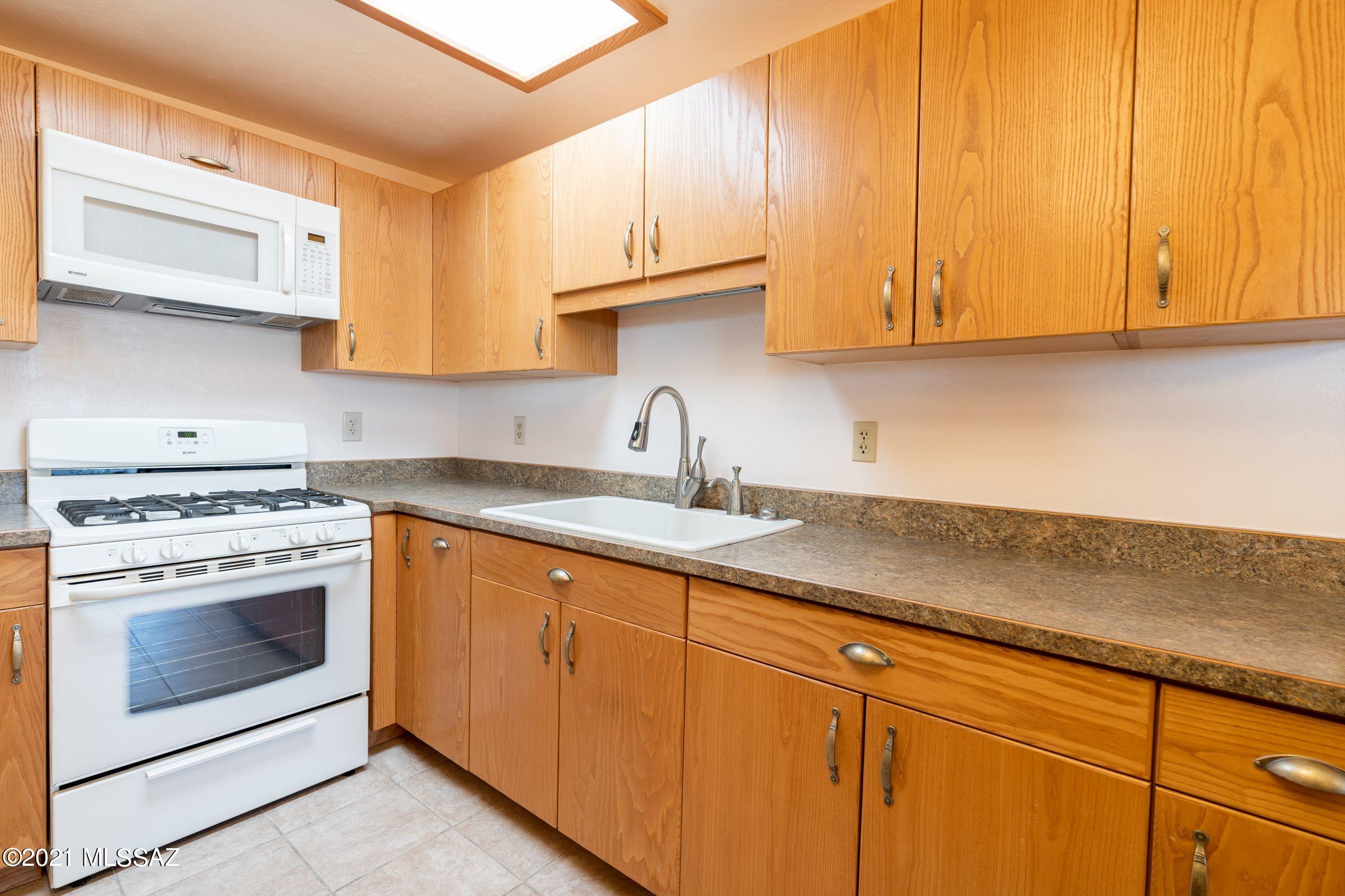 6205 North Sanders Road Tucson, AZ 85743 - Photo 10 of 43 Gallery Image 10