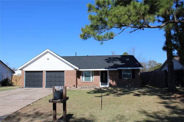 $1,850 | 12111 Wood Forest Drive, Houston, TX 77013