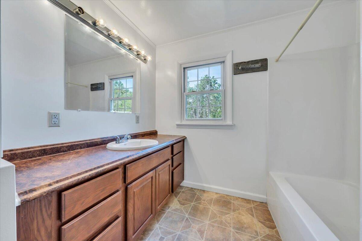 1054 Martin McNeil Road Salem, VA 24153 - Photo 20 of 32 18-MIB02670