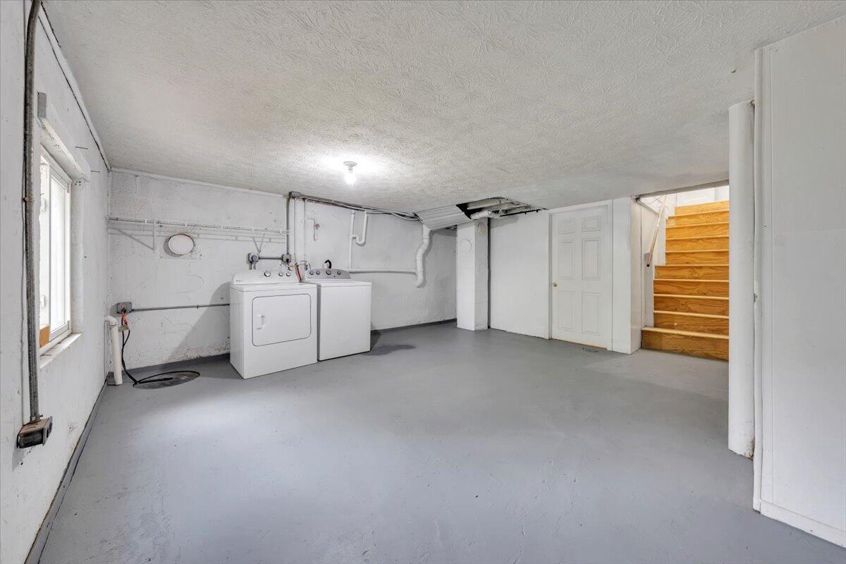 1054 Martin McNeil Road Salem, VA 24153 - Photo 23 of 32 21-MIB02700