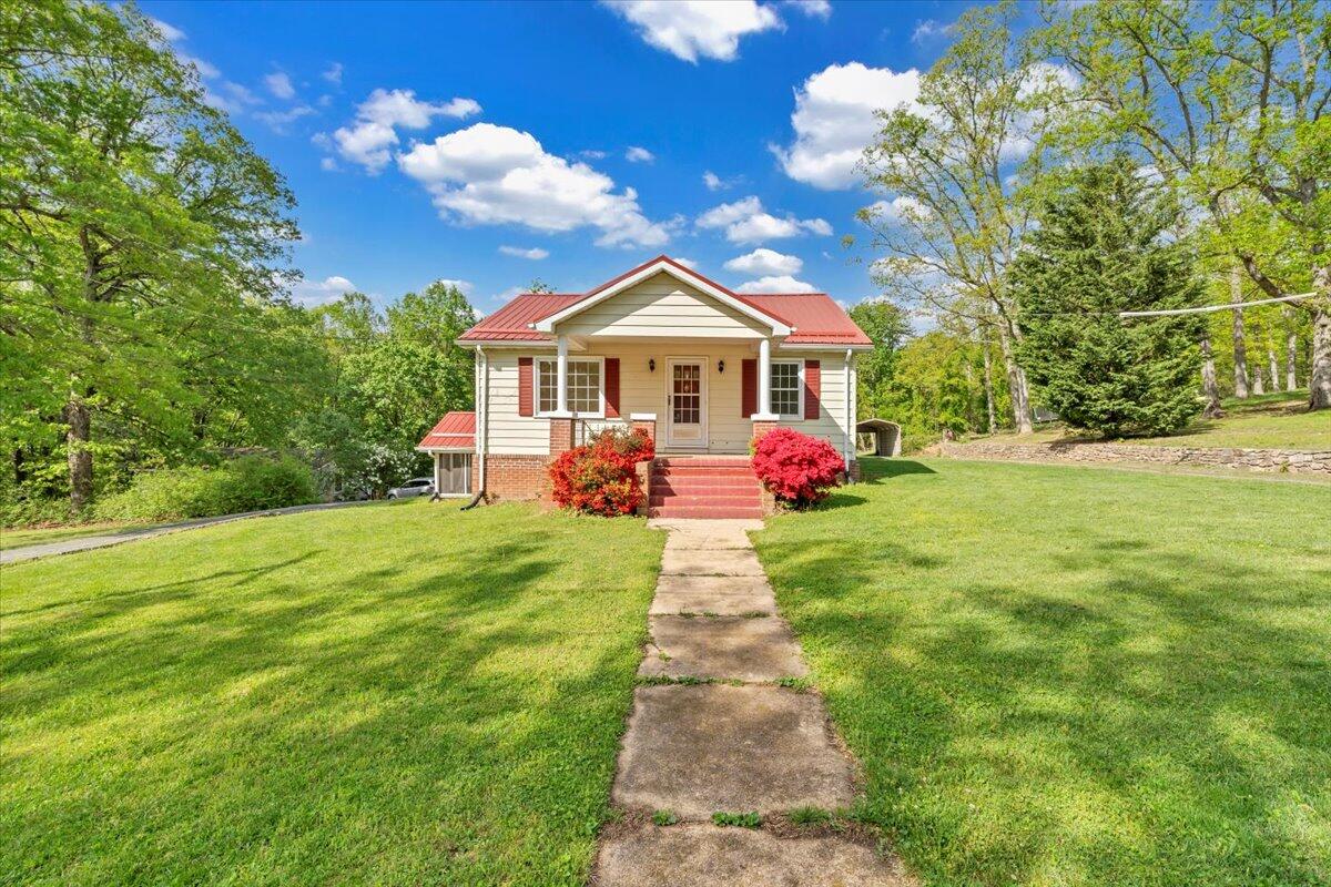 1054 Martin McNeil Road Salem, VA 24153 - Photo 32 of 32 32-MIB02739