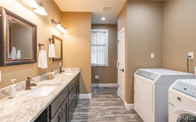 $469,999 | 1555 Madison 530, Fredericktown, MO 63645