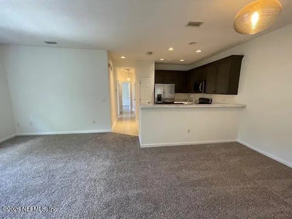 $1,575 | 12301 Kernan Forest Boulevard, Unit 406, Jacksonville, FL 32225