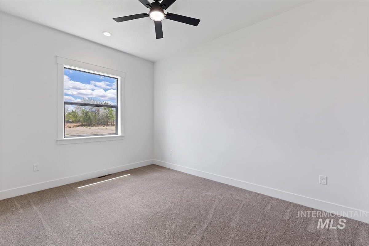 26215 Reed Lane Wilder, ID 83676 - Photo 14 of 26